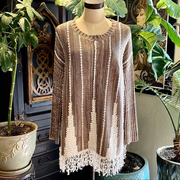 Macy’s boho texture fringe tunic oversized sweater - Picture 1 of 14
